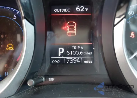 2016 Toyota Corolla S Plus z USA, uszkodzony, nr VIN 5YFBURHE3GP530528